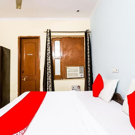Hotel O Maurya Residency Gurgaon Esterno foto