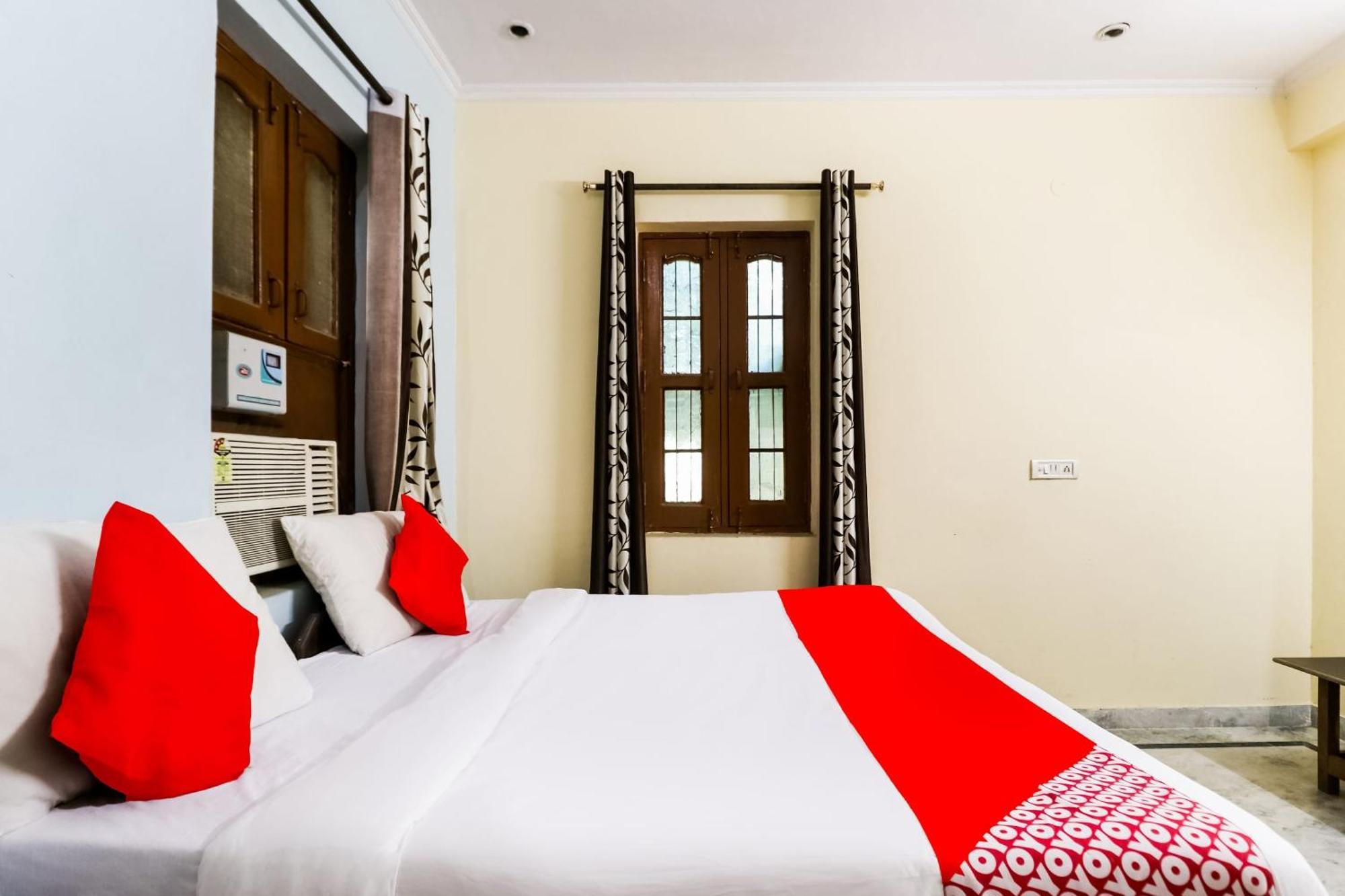 Hotel O Maurya Residency Gurgaon Esterno foto